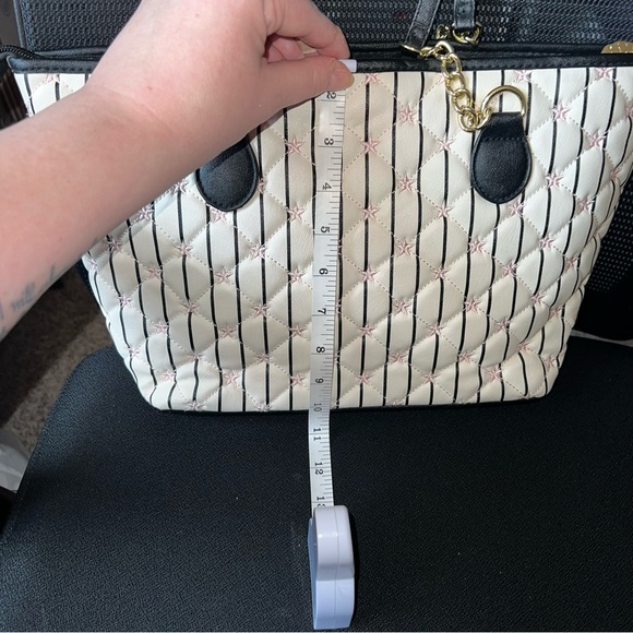 Betsey Johnson stars & stripes bag - Picture 6 of 10